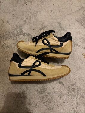 Loewe Beige and Black Casual Sneakers
